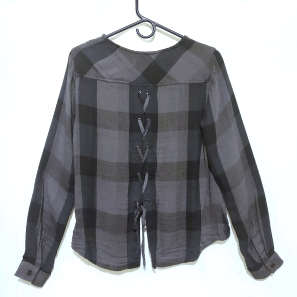 Cloth & Stone Anthro Hi-Low Flannel Tie Back Top - Picture 3 of 9